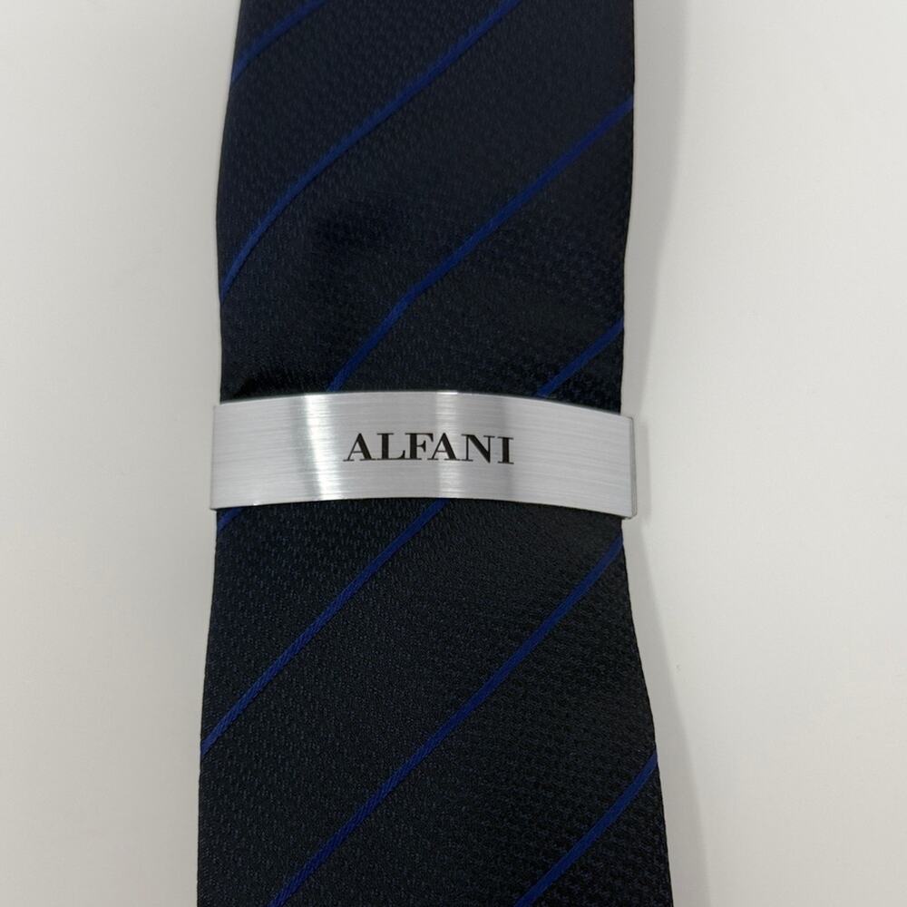 Alfani Men's Terra Stripe Tie - Navy - New with tags